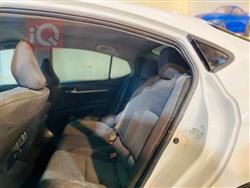 تۆیۆتا کامری